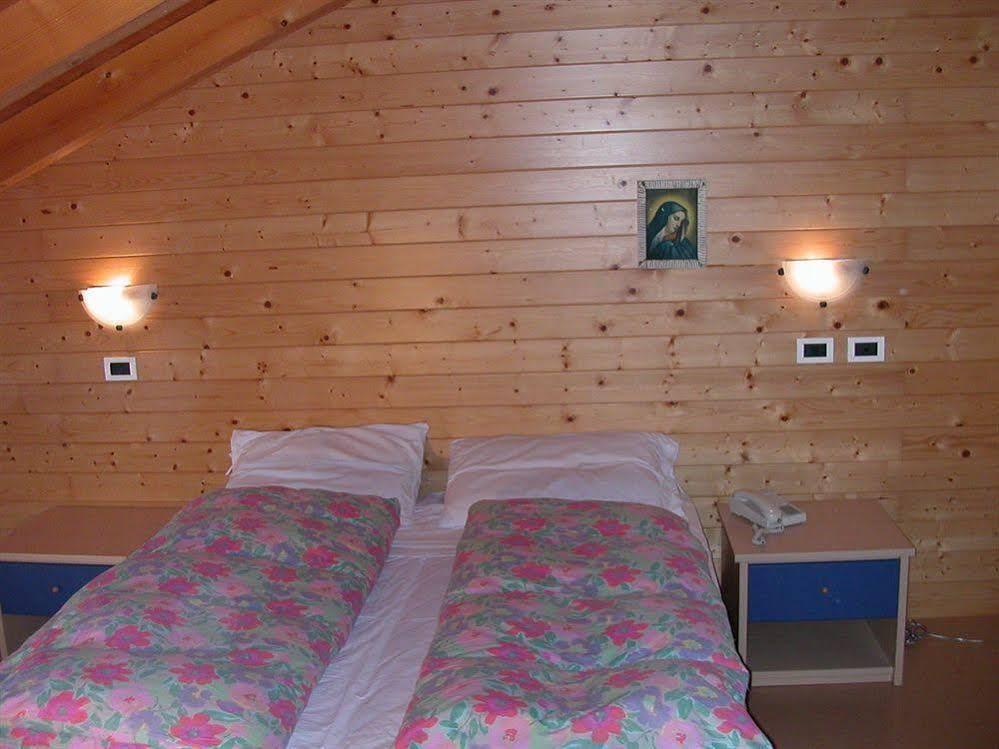 Hotel Martinella Folgaria Zewnętrze zdjęcie