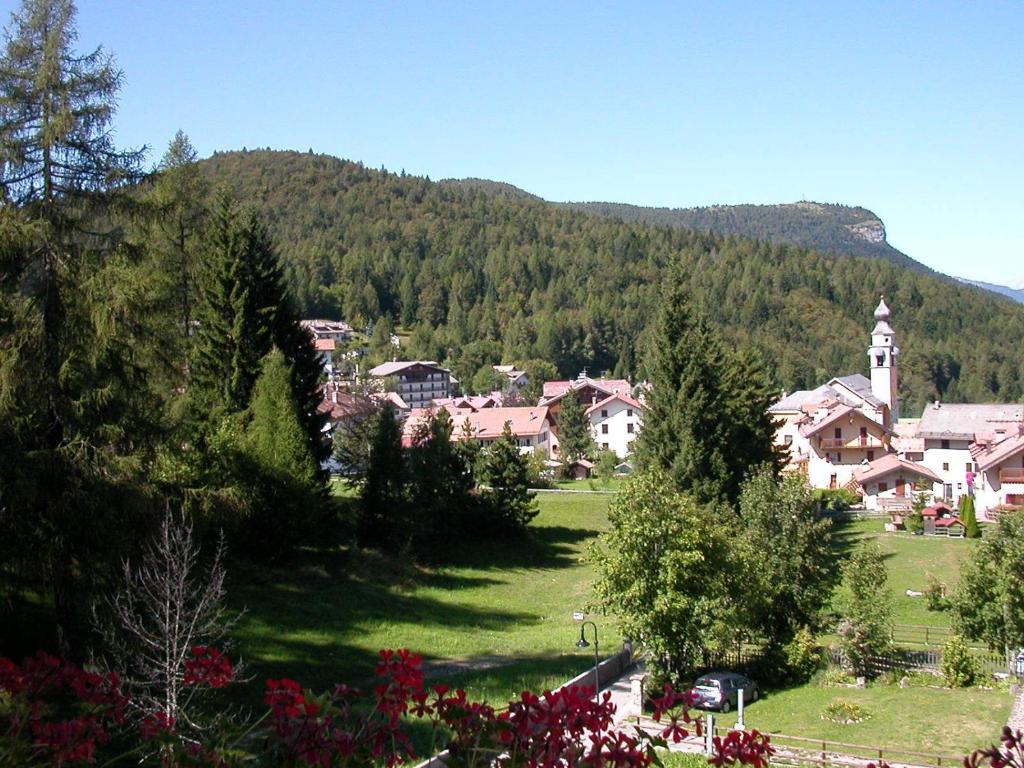 Hotel Martinella Folgaria Zewnętrze zdjęcie